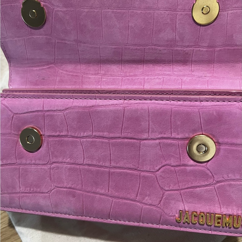 JACQUEMUS
Pink La Montagne Croc 'Le Chiquito Long' Clutch - Picture 3 of 8